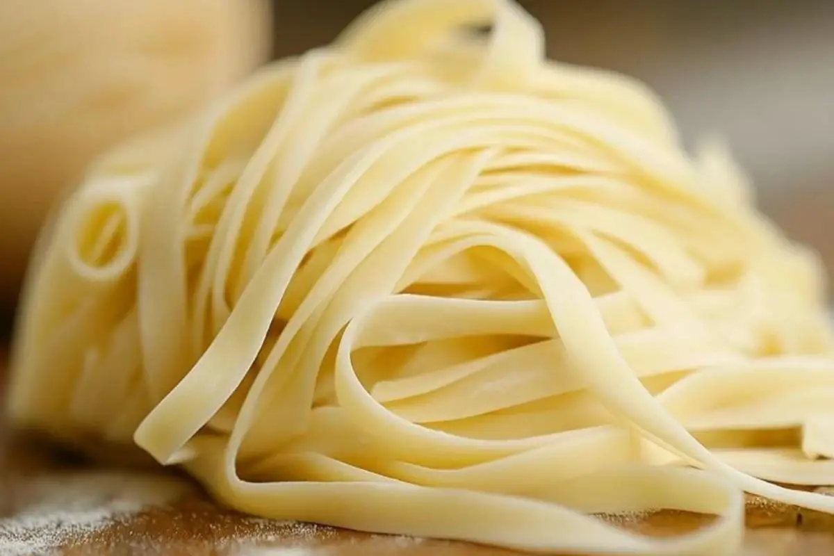 What type of pasta is best for Alfredo? 1 What type of pasta is best for Alfredo