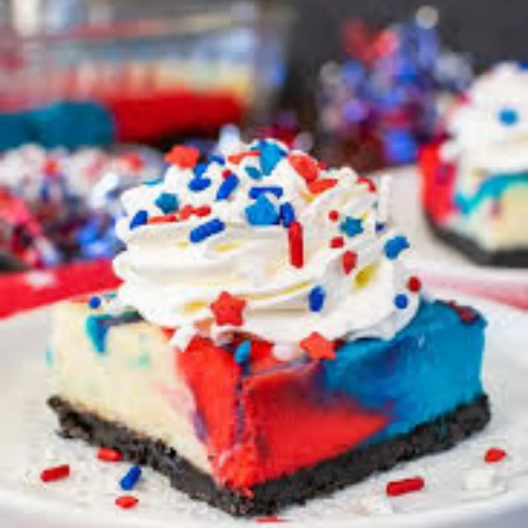 Red, White & Blue Mini Cheesecakes: A Fun Patriotic Dessert! 4 Red, White & Blue Mini Cheesecakes – Fun Patriotic Dessert